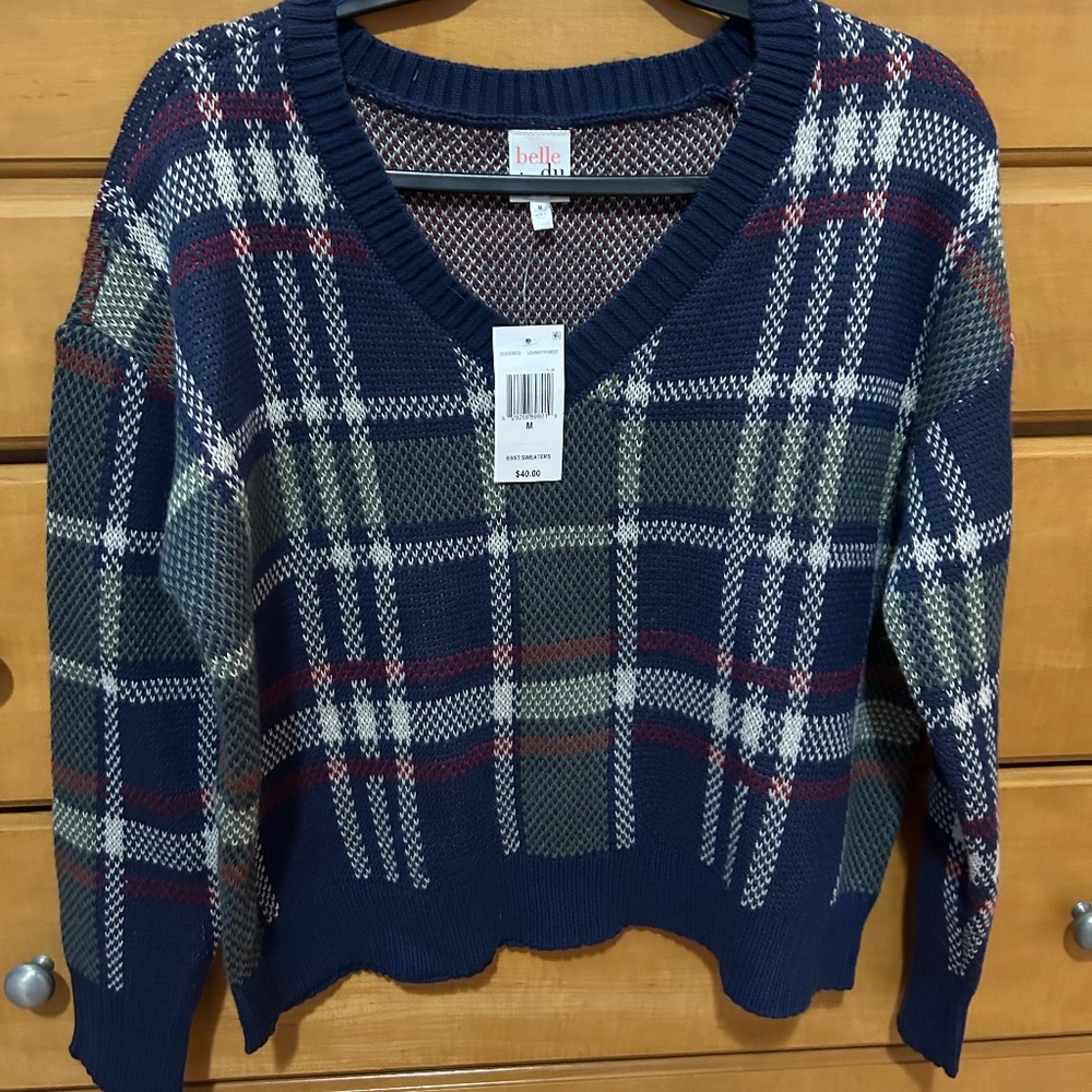 Belle Du Jour NWT Women’s Pullover V Neck Sweater Blue Green Plaid Size Medium
